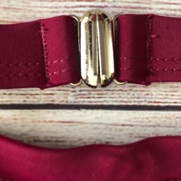 Bikini Top Maroon Colour Size Medium - Picture 4 of 7